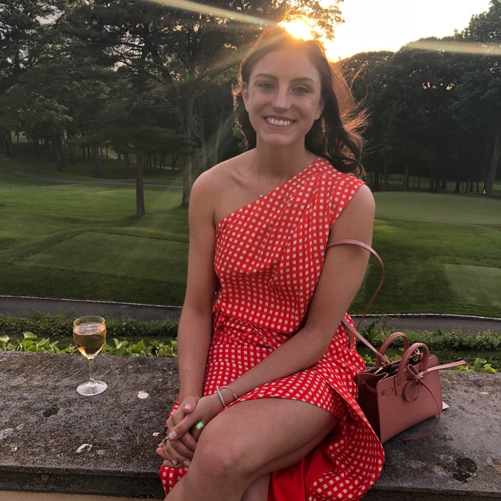 Meet your Posher, Gabi